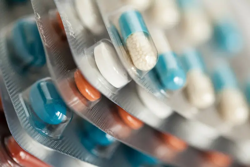 antibiotic capsules