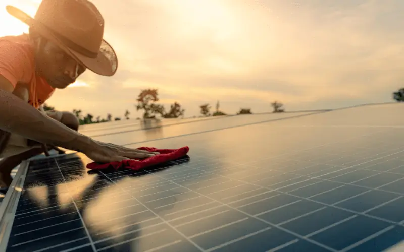 Cleaning solar panels