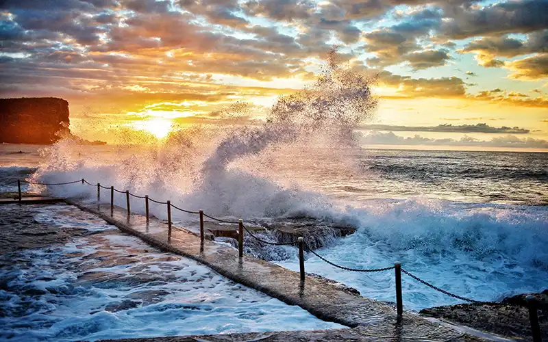 Storm Ingrid breaking