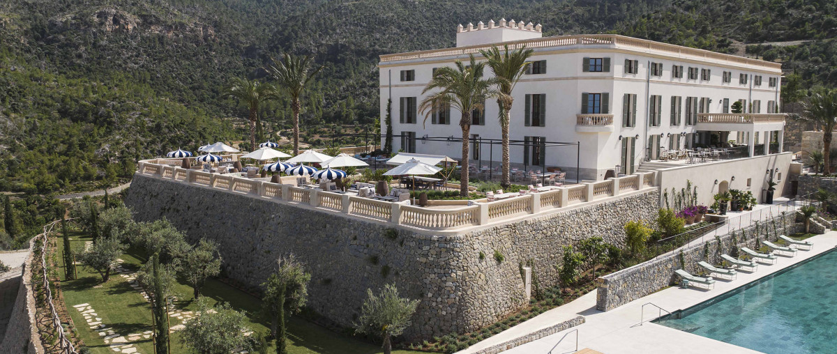 Luxury hotel in Mallorca’s Tramuntana mountains with scenic views and private pool