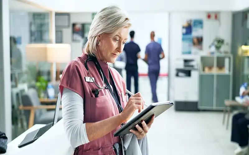 Woman using misanitas app for test results